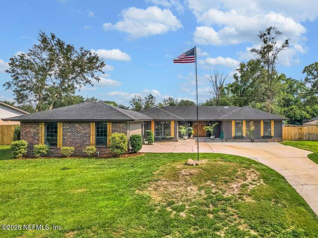 2275 FOXWOOD Drive home for sale in Foxwood