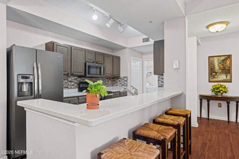 10075 Gate Parkway #908, Jacksonville FL - photo 13 of 80