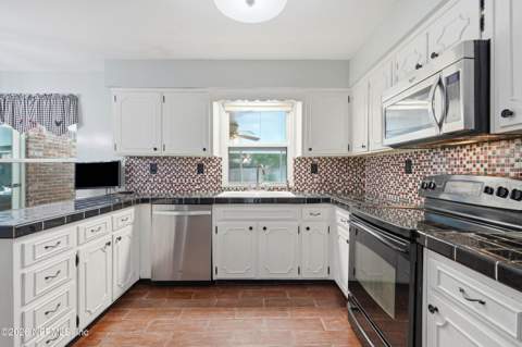 4019 Old Mill Cove Trail, Jacksonville FL - photo 13 of 41