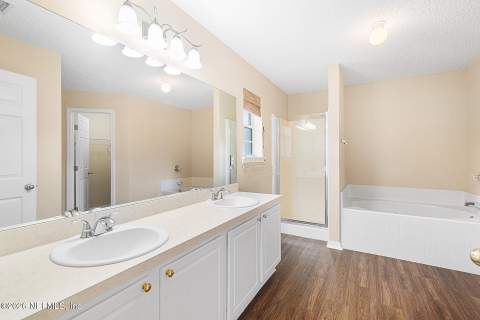 1301 McGirts Creek Drive, Jacksonville FL - photo 20 of 44