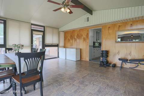 7150 Sapphire Lane, Keystone Heights FL - photo 6 of 36