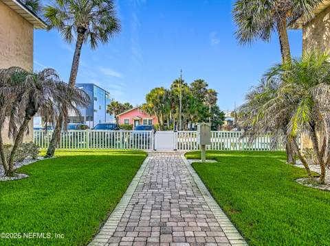319 1st Avenue #2-D, Jacksonville Beach FL - photo 6 of 47