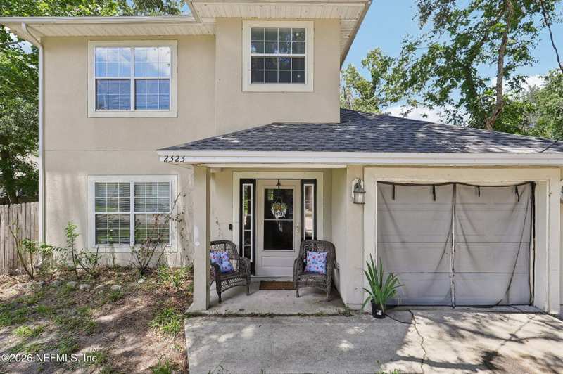 3 bedroom Single Family Residence at 2323 Southern Avenue, Larsen, Jacksonville — photo 1
