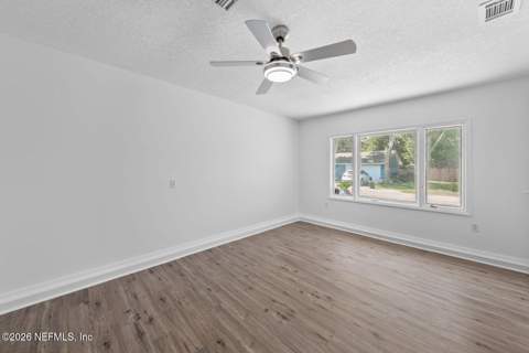12183 Lyons Street, Jacksonville FL - photo 6 of 37