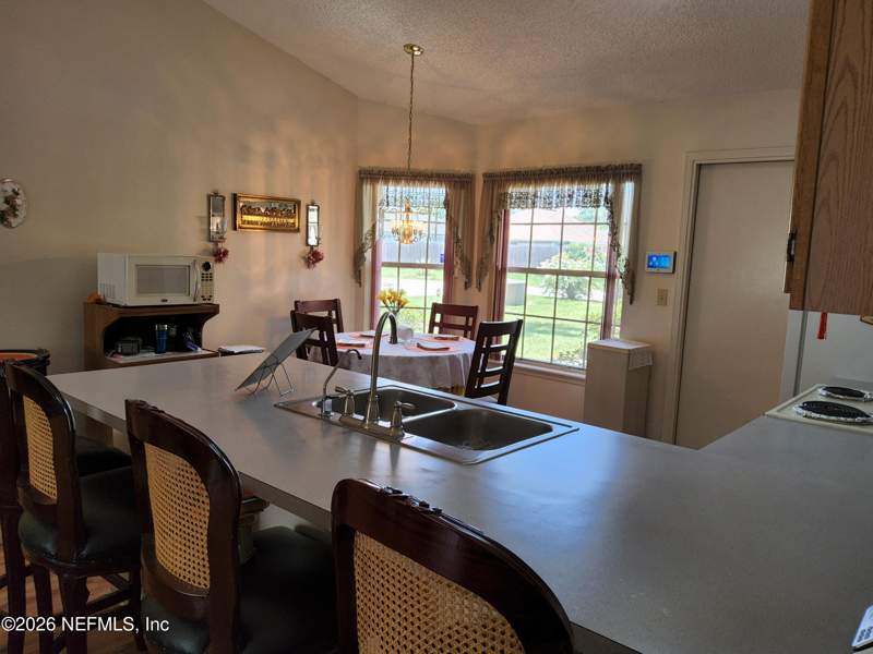 3 bedroom Single Family Residence at 12716 Clear Springs Drive, Girvin Pointe, Jacksonville — photo 4