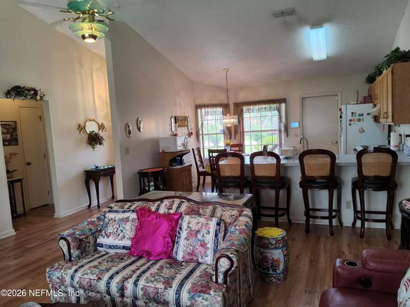 3 bedroom Single Family Residence at 12716 Clear Springs Drive, Girvin Pointe, Jacksonville — photo 2