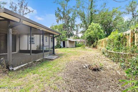 5911 Marty Court, Jacksonville FL - photo 16 of 17