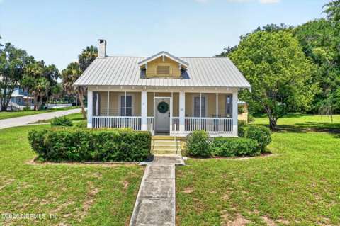 101 N Lake Street, home for sale in Crescent City 32112