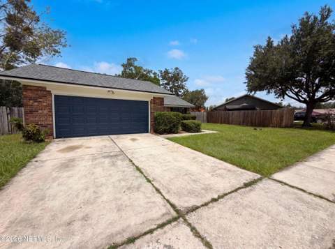6320 Ian Chad Drive, Jacksonville FL - photo 16 of 18