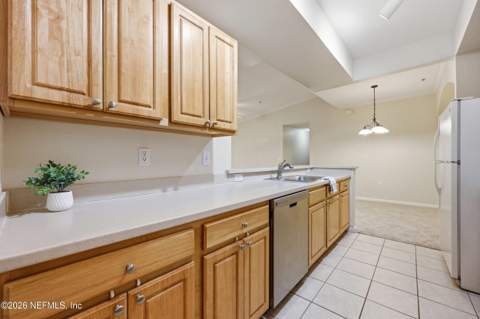 10075 Gate Parkway #305, Jacksonville FL - photo 7 of 33