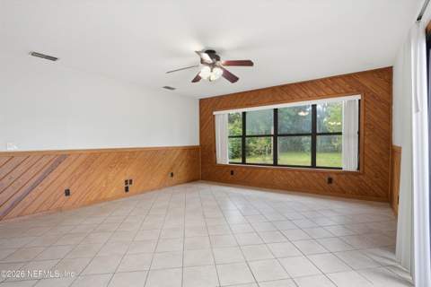 6258 Spring Forest Circle, Jacksonville FL - photo 10 of 44
