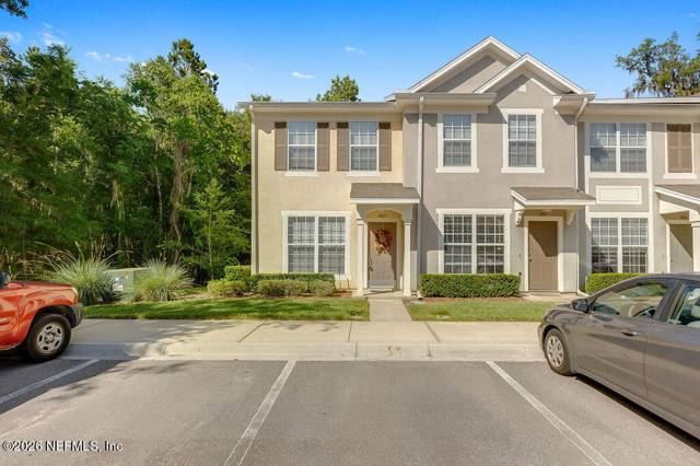 8423 THORNBUSH Court home for sale in Drayton Park