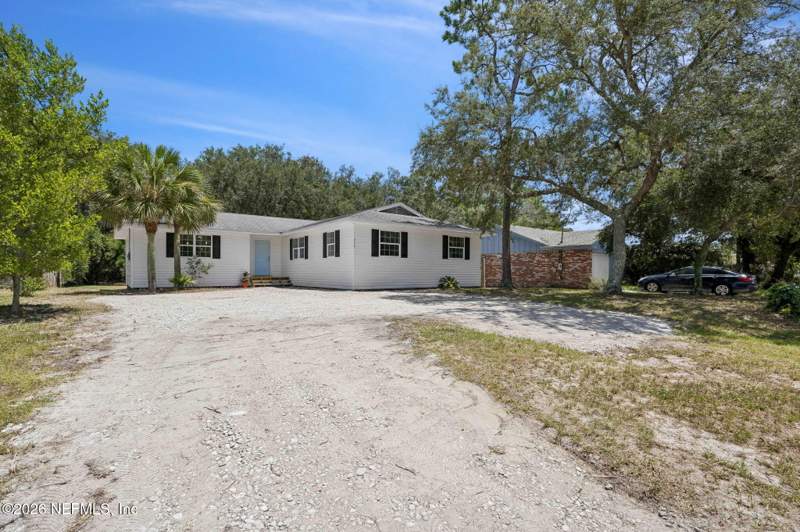 4 bedroom Single Family Residence at 714 S 14th Street, City Of Fernandina Beach, Fernandina Beach — photo 2