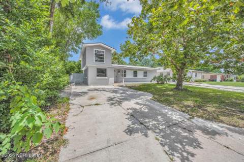 4017 Loys Drive, Jacksonville FL - photo 9 of 67
