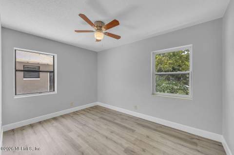 4017 Loys Drive, Jacksonville FL - photo 16 of 67