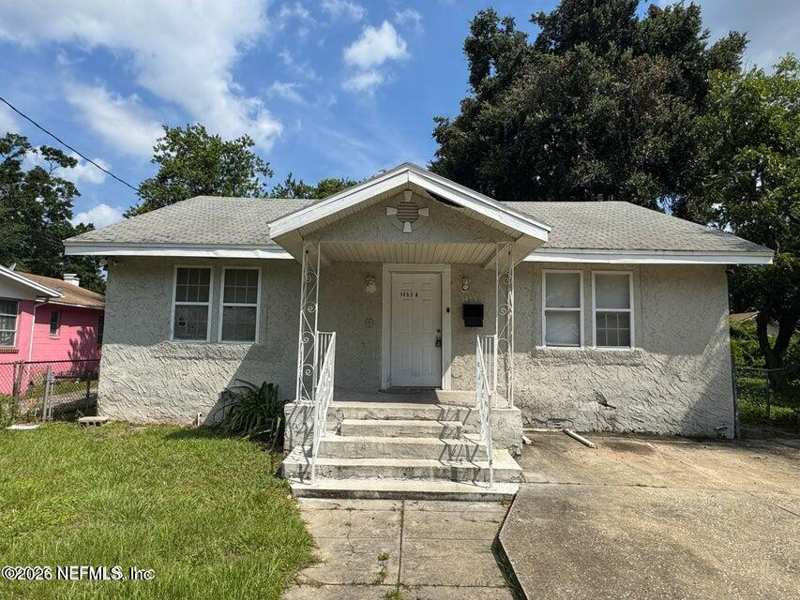 5 bedroom Single Family Residence at 1453 W 14th Street, Grand Boulevard, Jacksonville — photo 1