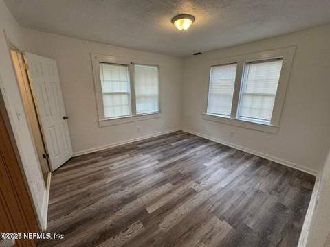 1453 W 14th Street, Jacksonville FL - photo 10 of 23