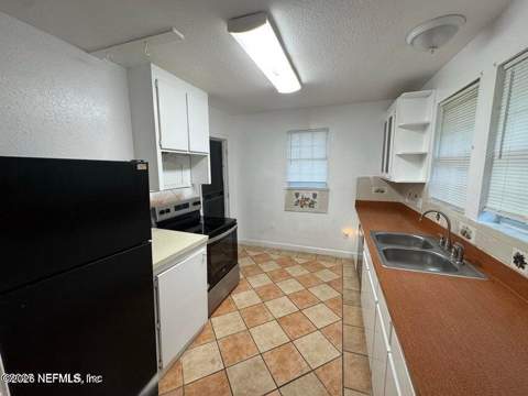 1453 W 14th Street, Jacksonville FL - photo 6 of 23