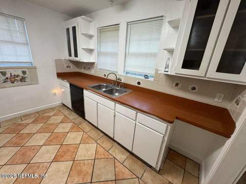 1453 W 14th Street, Jacksonville FL - photo 7 of 23