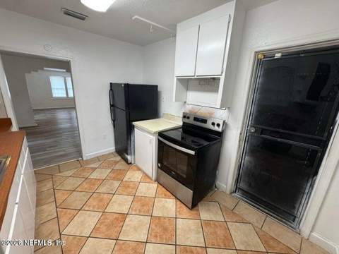 1453 W 14th Street, Jacksonville FL - photo 8 of 23