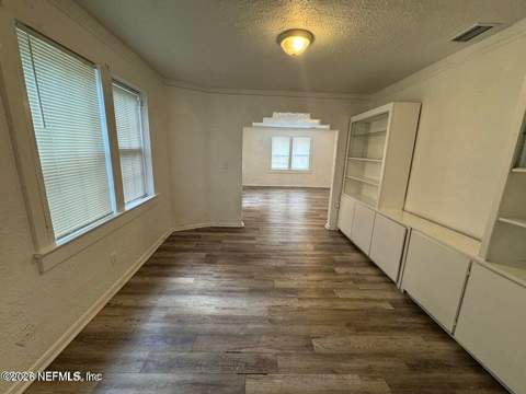 1453 W 14th Street, Jacksonville FL - photo 9 of 23
