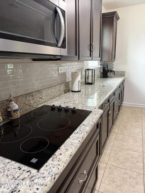 3552 Grand Victoria Court, Green Cove Springs FL - photo 8 of 23