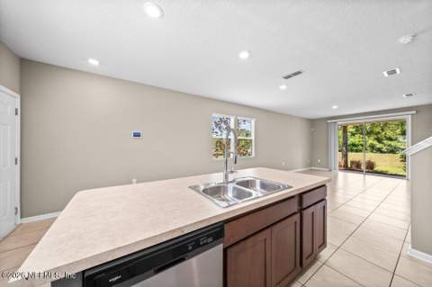 834 Rotary Road, Jacksonville FL - photo 15 of 33