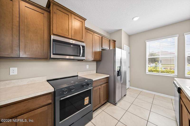 3 bedroom Townhouse at 834 Rotary Road, Rivergate, Jacksonville — photo 4