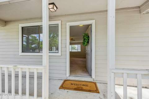 10429 Timber Creek Lane, Jacksonville FL - photo 8 of 37