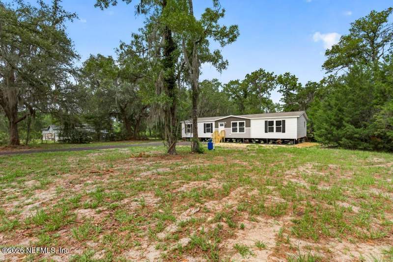 3 bedroom Mobile Home at 3216 Mill Creek Road, Metes & Bounds, Middleburg — photo 4