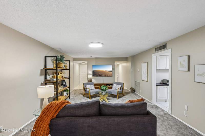 2 bedroom Condominium at 8719 Como Lake Drive #8719, The Lakes, Jacksonville — photo 2