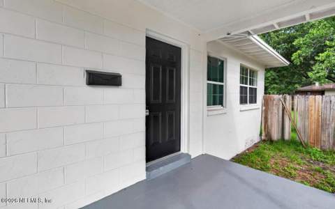 2715 W 45th Street, Jacksonville FL - photo 6 of 34