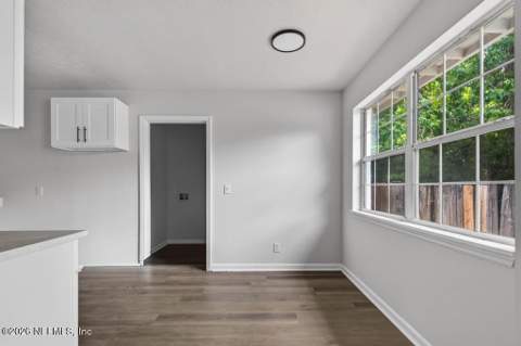 2715 W 45th Street, Jacksonville FL - photo 13 of 34