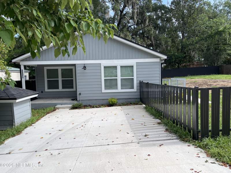 4 bedroom Single Family Residence at 2221 Jayson Avenue, Riverhills Park, Jacksonville — photo 3