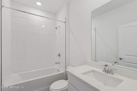 9434 Ella Point Drive, Jacksonville FL - photo 14 of 26