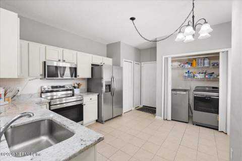 385 Scrub Jay Drive, St. Augustine FL - photo 10 of 31
