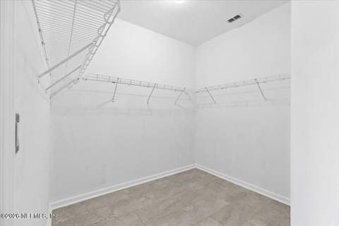 10400 Addison Lakes Drive, Jacksonville FL - photo 16 of 36