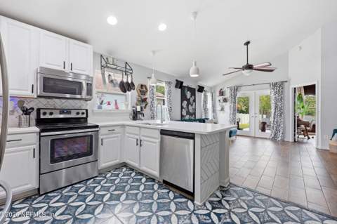 318 Casa Sevilla Avenue, St. Augustine FL - photo 9 of 29