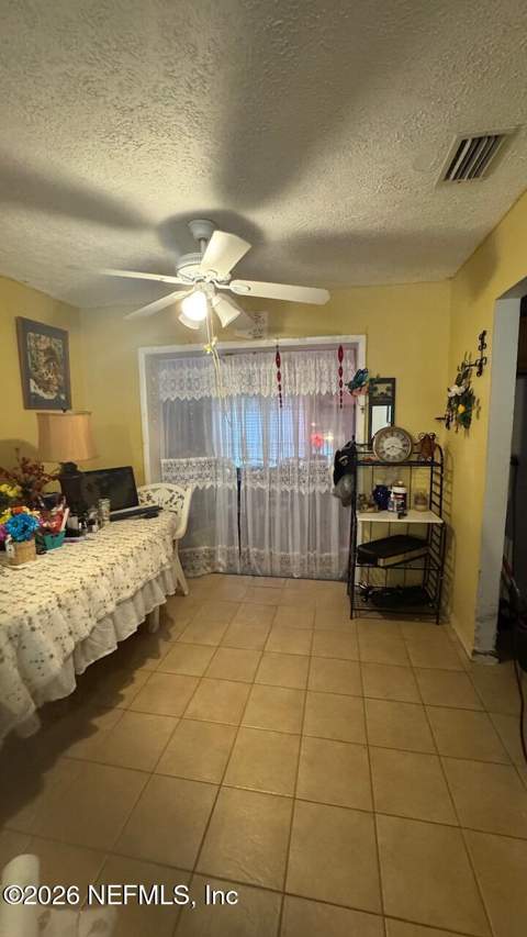 6721 Zircon Drive, Jacksonville FL - photo 6 of 22