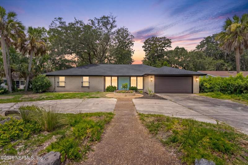 3 bedroom Single Family Residence at 3858 CHEROKEE VILLA Lane, Cove St Johns, Jacksonville — photo 2