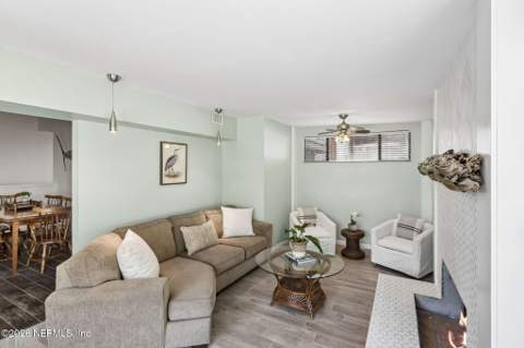 1207 14th Street, Jacksonville Beach FL - photo 15 of 49