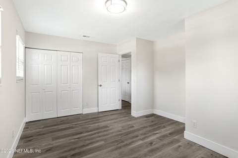 10762 Dulawan Drive, Jacksonville FL - photo 17 of 33