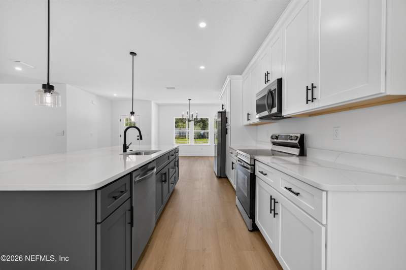 4 bedroom Single Family Residence at 292 SE 34th Way, Geneva Point Estate, Keystone Heights — photo 5