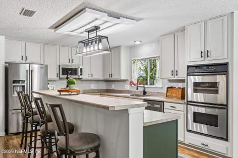 12450 Heathgate Court, Jacksonville FL - photo 10 of 63
