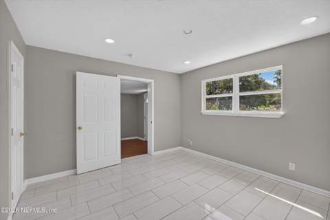 7015 Miss Muffet Lane, Jacksonville FL - photo 11 of 42