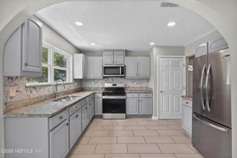 7015 Miss Muffet Lane, Jacksonville FL - photo 12 of 42
