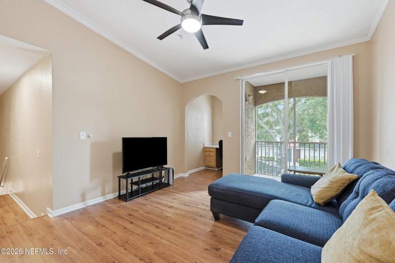 1 bedroom Condominium at 10075 Gate Parkway #911, Mirabella, Jacksonville — photo 4