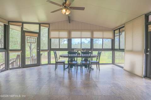 7150 Sapphire Lane, Keystone Heights FL - photo 7 of 36