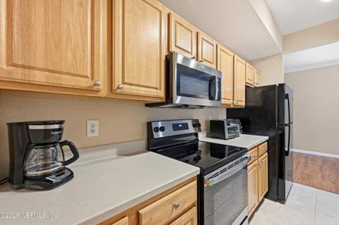 10075 Gate Parkway #911, Jacksonville FL - photo 10 of 27