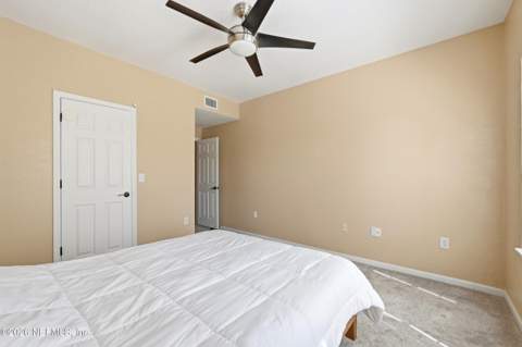 10075 Gate Parkway #911, Jacksonville FL - photo 16 of 27